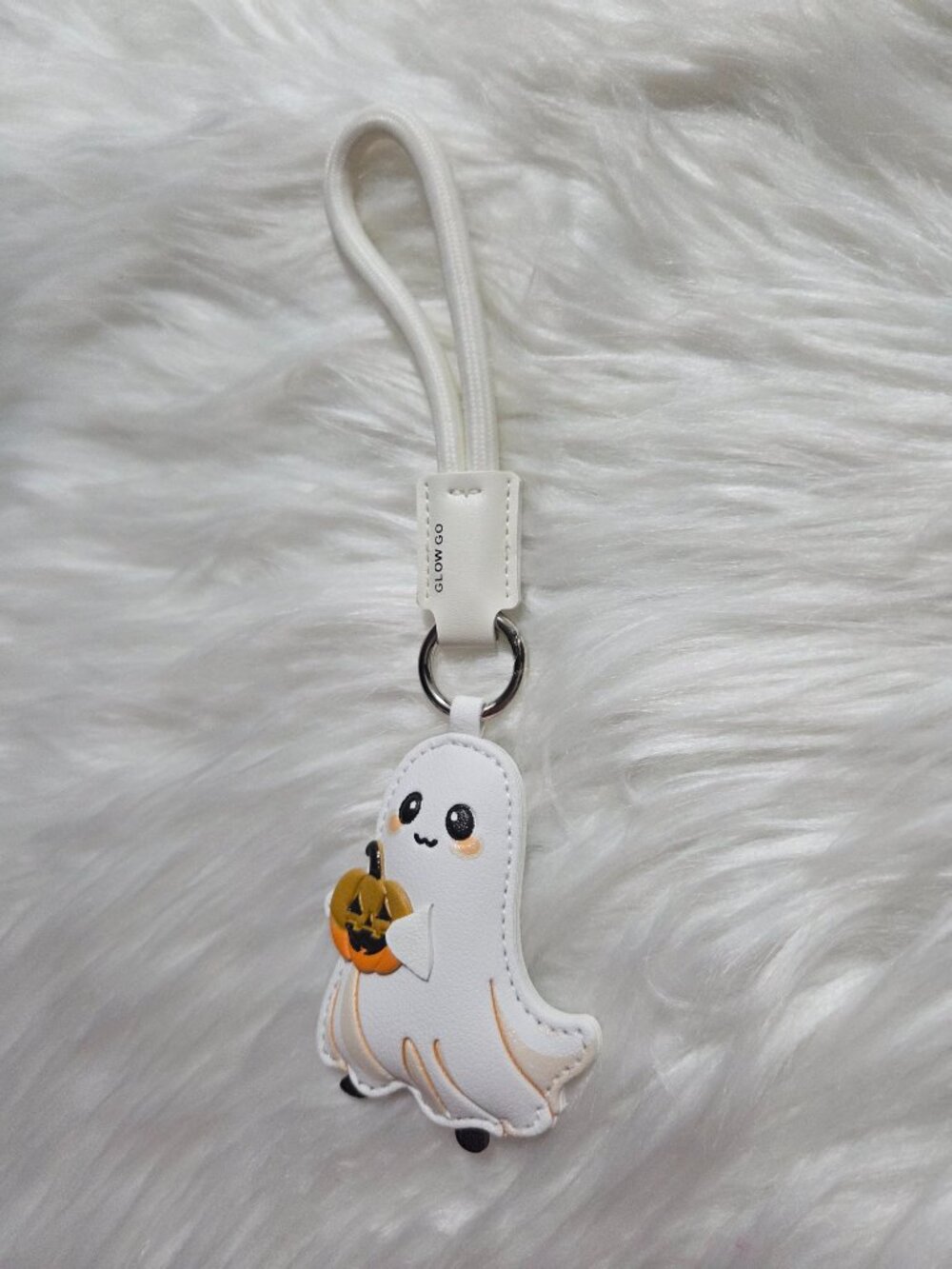 Halloween Ghost Keychain - Picture 6 of 7